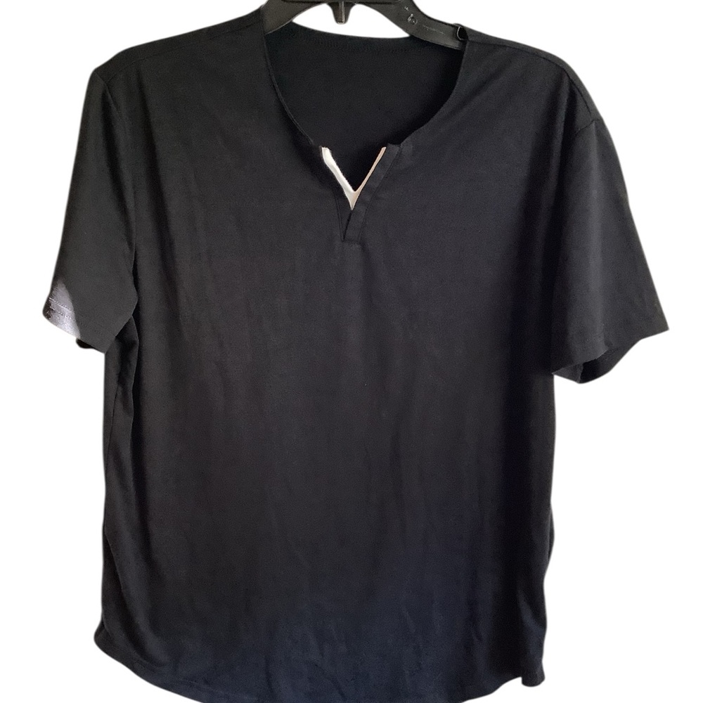 Source Unknown Men’s Black Short Sleeve Tee Size M WORN ONCE